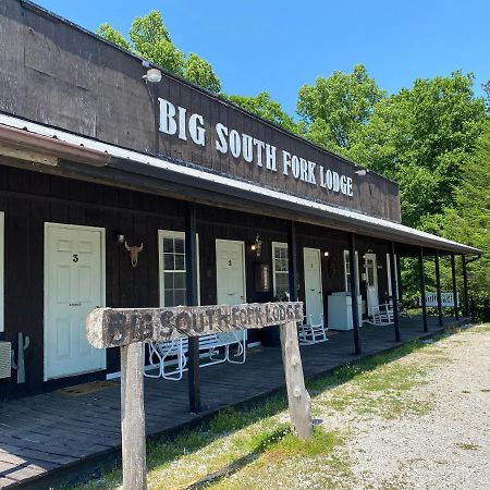 Big South Fork Lodge Jamestown ภายนอก รูปภาพ